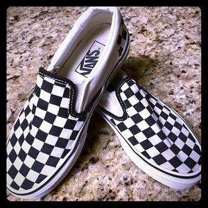 VANS - classic black and white checkered